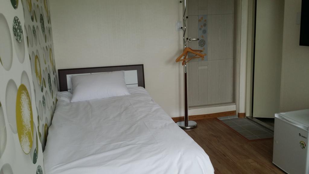 Hamory Guesthouse Dongdaemun Séoul Chambre photo