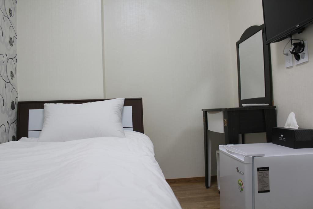 Hamory Guesthouse Dongdaemun Séoul Extérieur photo